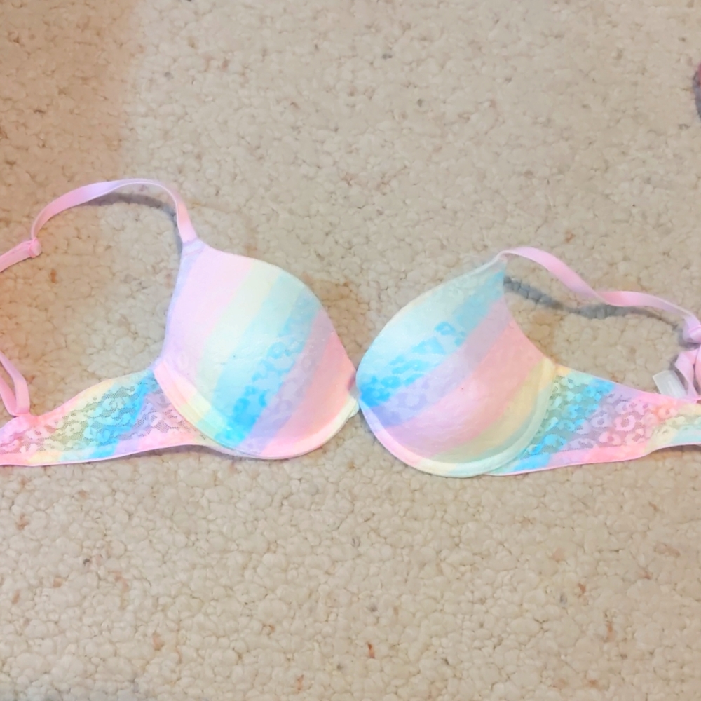 T shirt bra